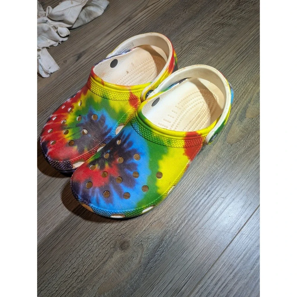 Tie Dye Crocs Classic Clogs Slip On Shoes Women's Size 9 - Picture 3 of 6